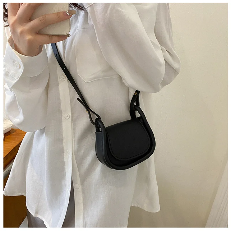 Women Bags Offers - Mini sac à bandoulière en cuir