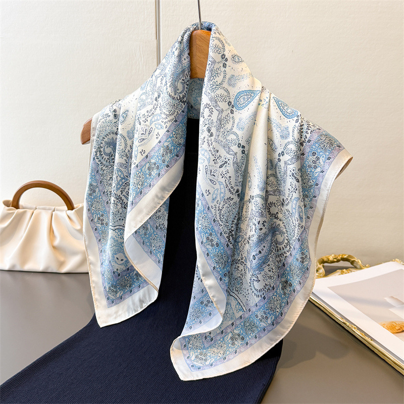 Women'S Vegan Bags - Écharpe fine en satin vintage pour