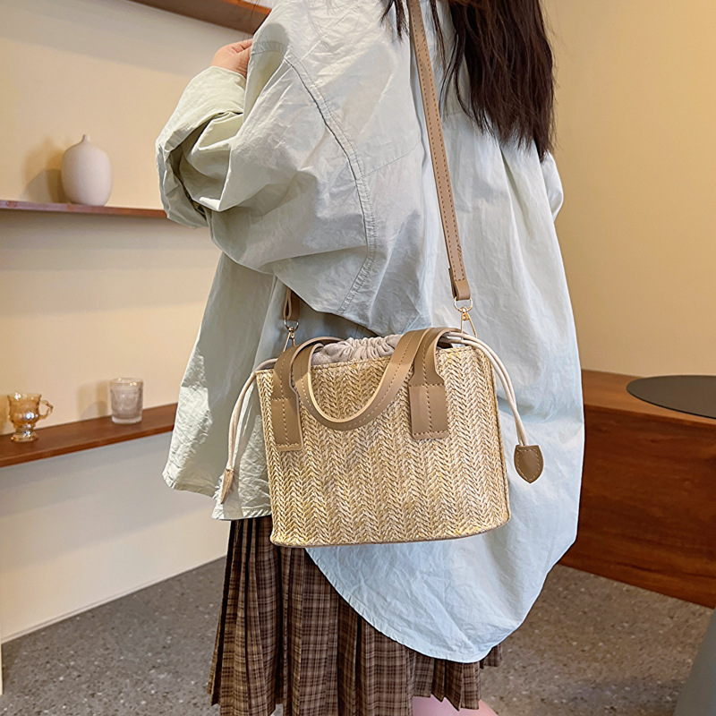 Sac fourre-tout en paille natu - Women Bags Aldo avis et prix
